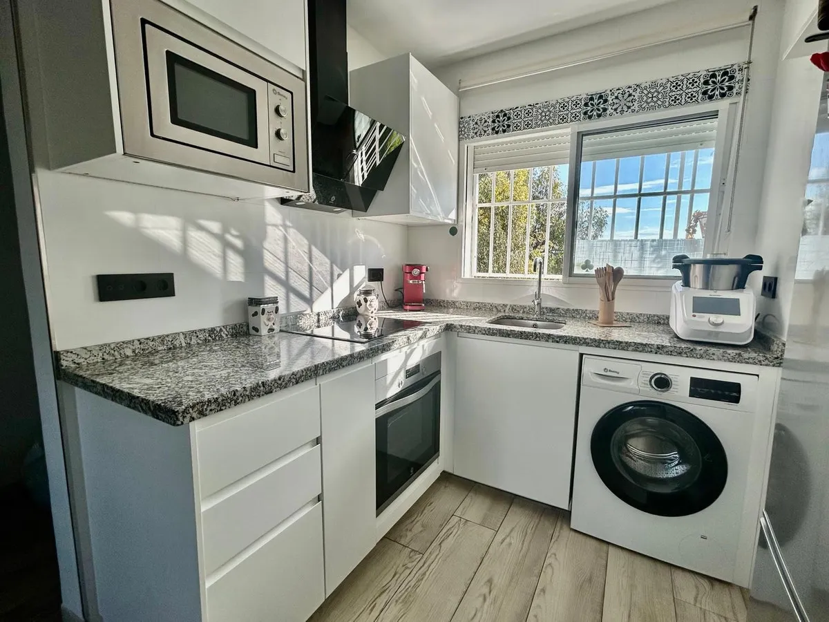 83fab714-d2e4-4851-970e-416585e6cc35