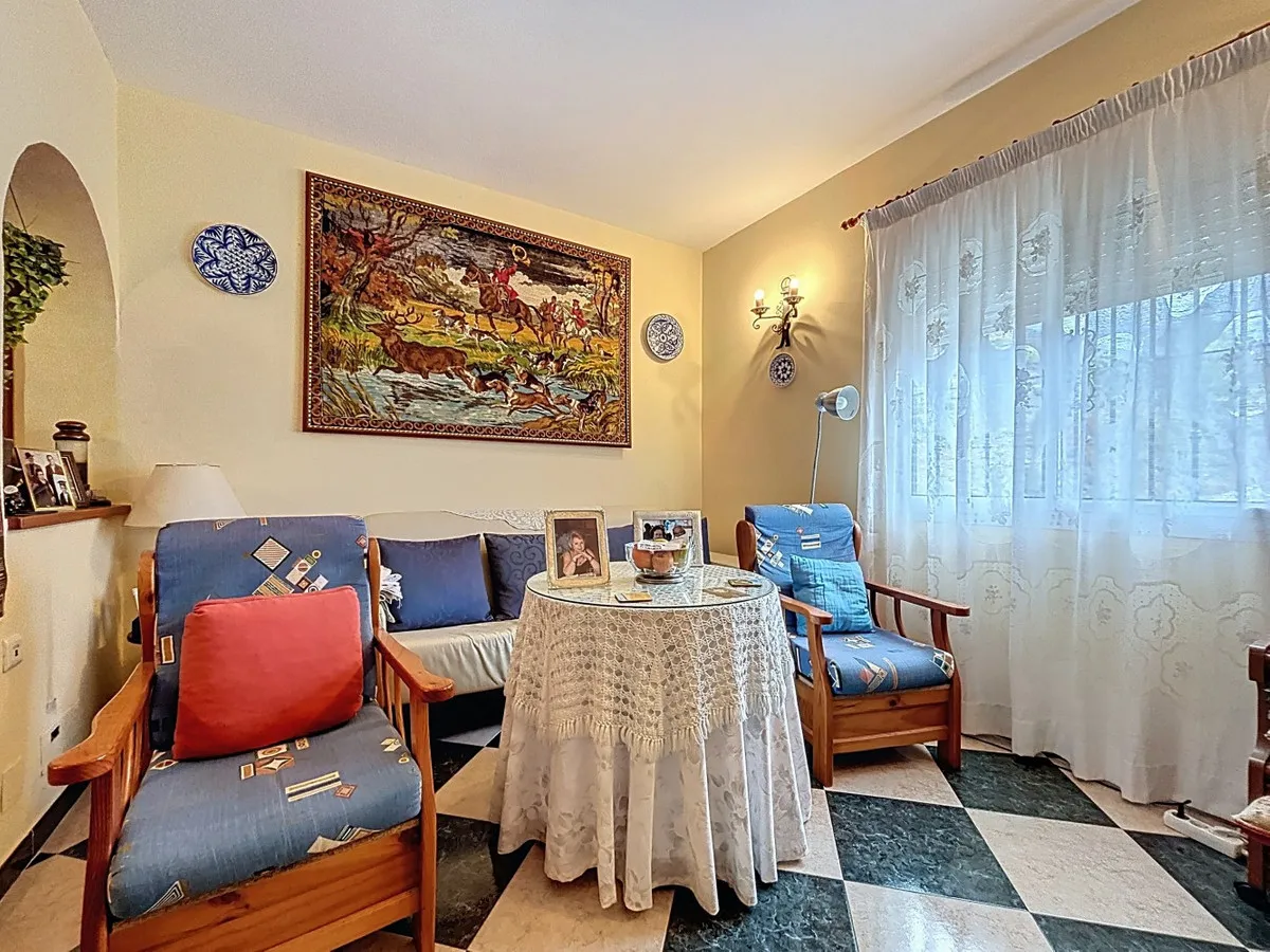 ca8a010d-7b3a-4195-b410-3d9957451fbe