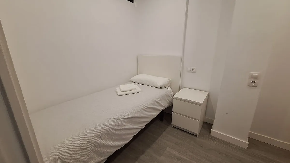 c6fa5d0b-8e87-4303-b7fb-ebee93692cb8