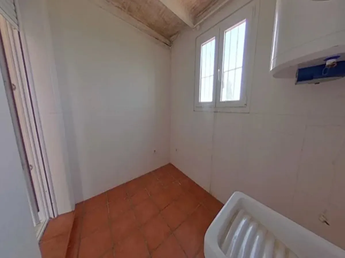 06d90651-3a38-47cf-9722-4731f35e880e