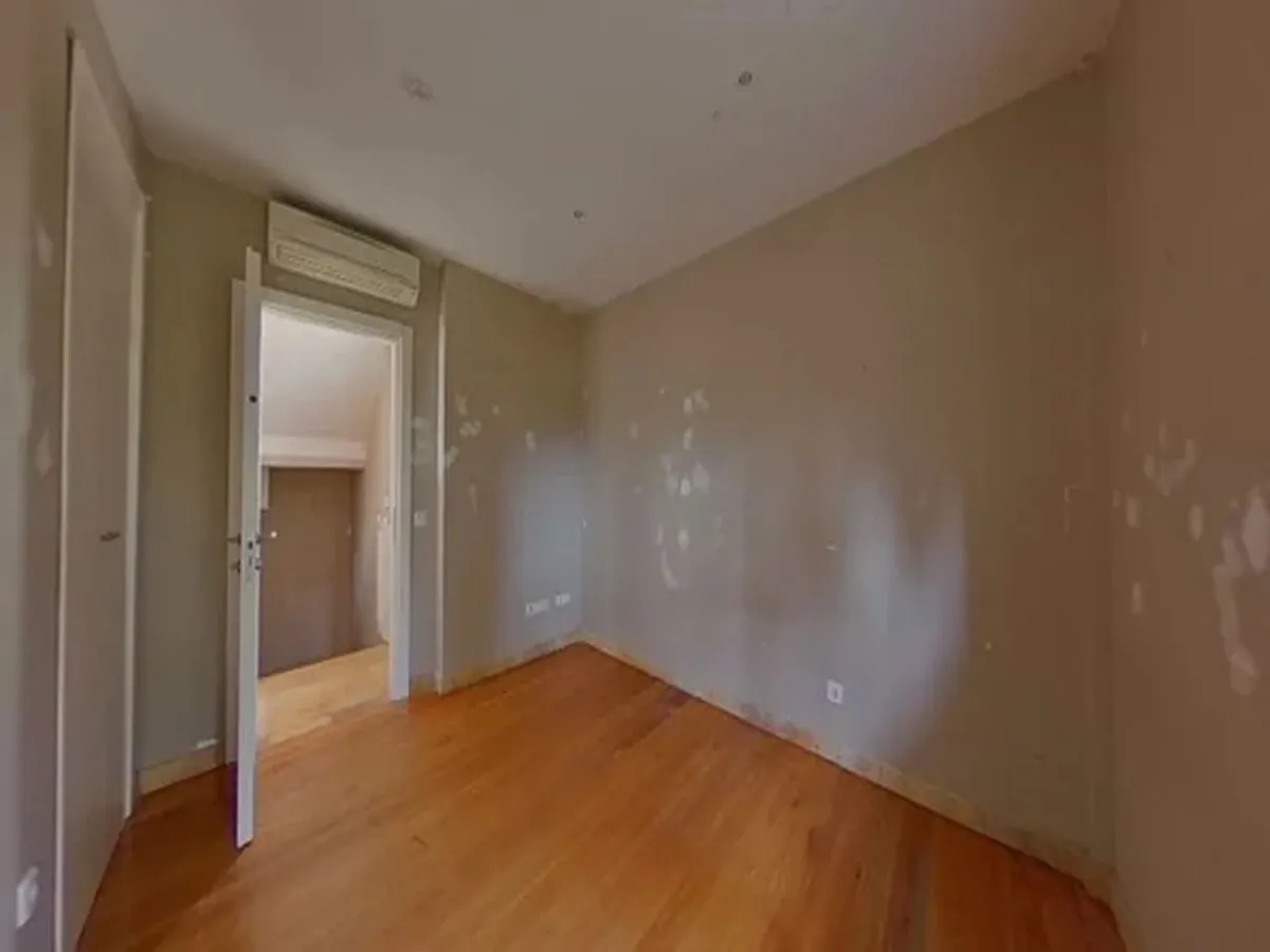 8718f25d-3a89-40a1-8a28-38e7e3a34397