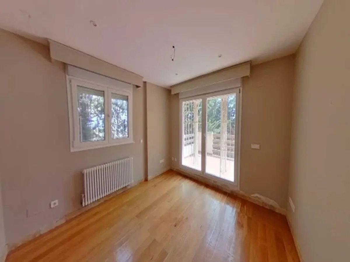 9d888717-0439-4c16-b430-debfc172e074