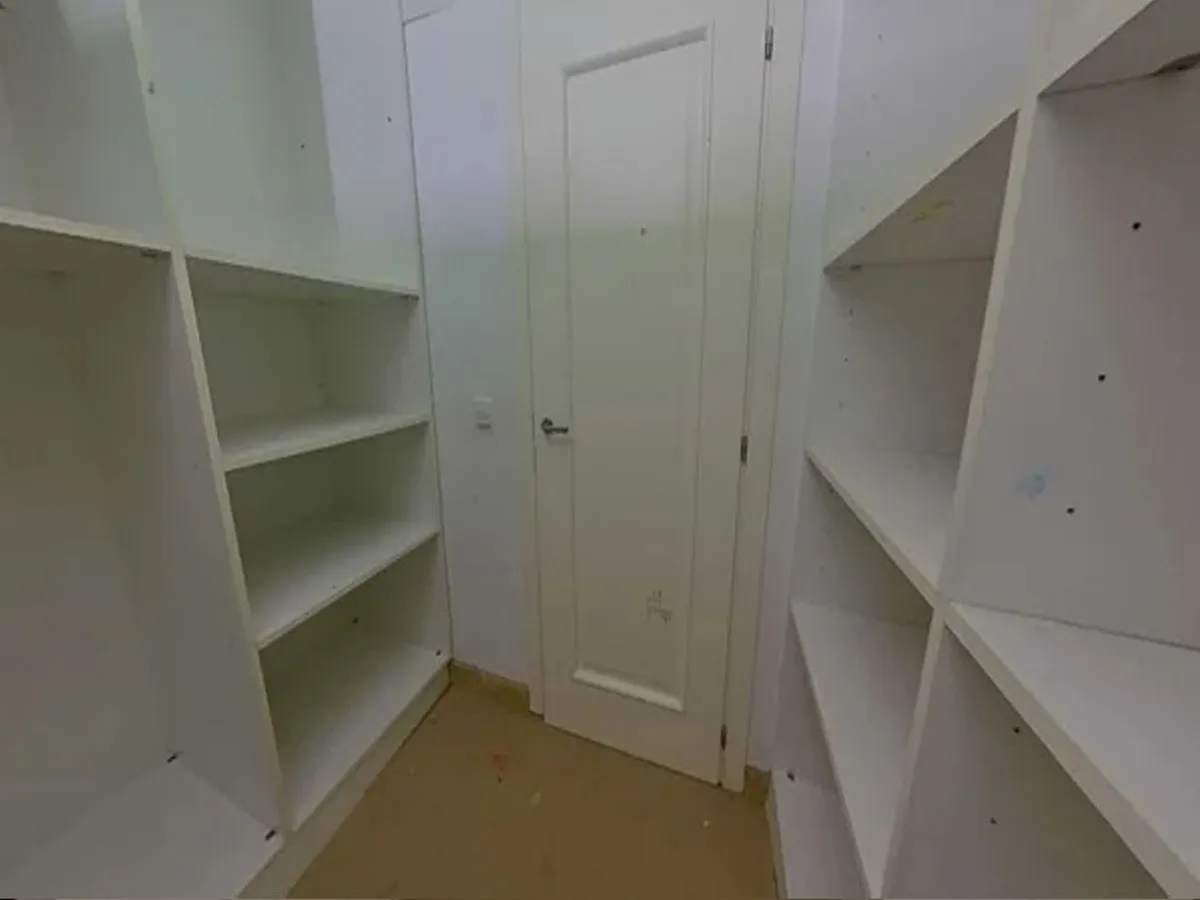 fcbdd0ea-3b6e-487c-b3c2-3c2adb72d5c2