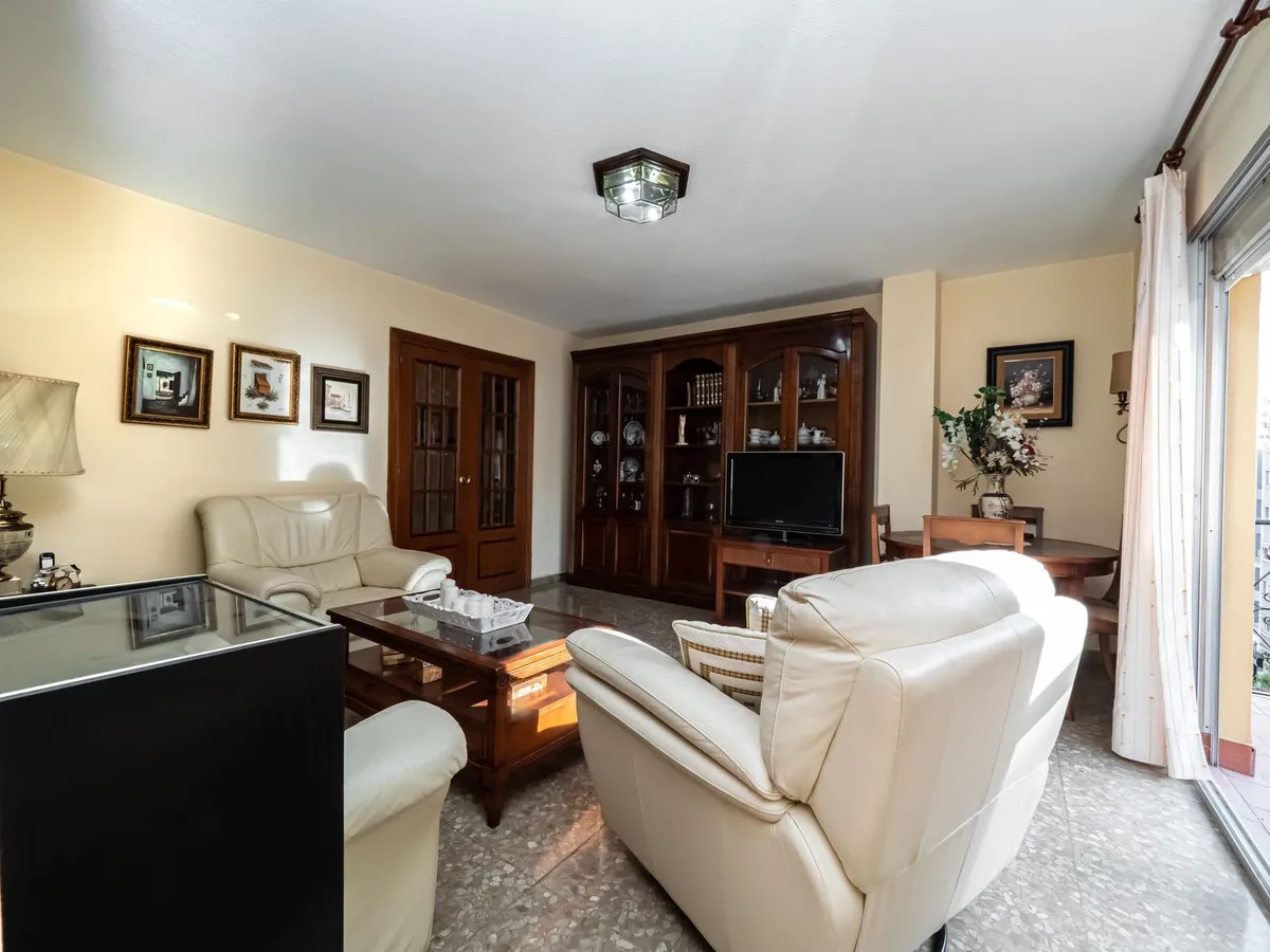 0a52db73-cc95-488a-8a6e-7b7d75510f02