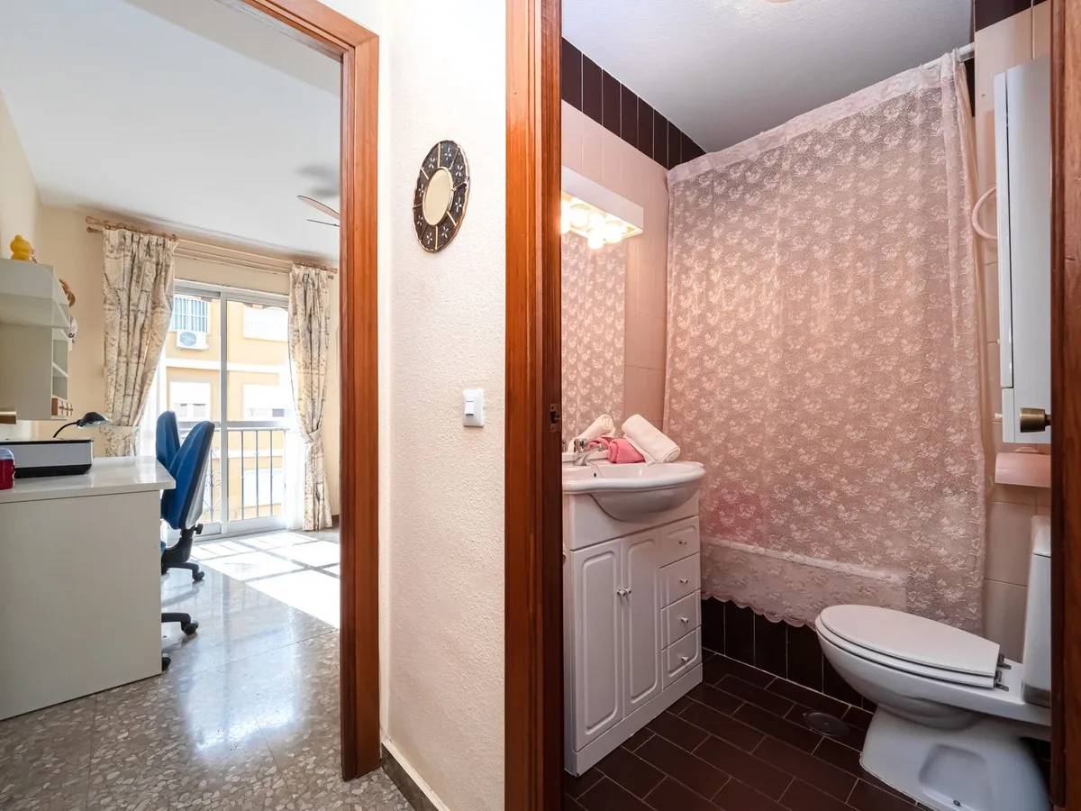 c0ed4ce4-1013-4690-9c54-7d6988742b8f