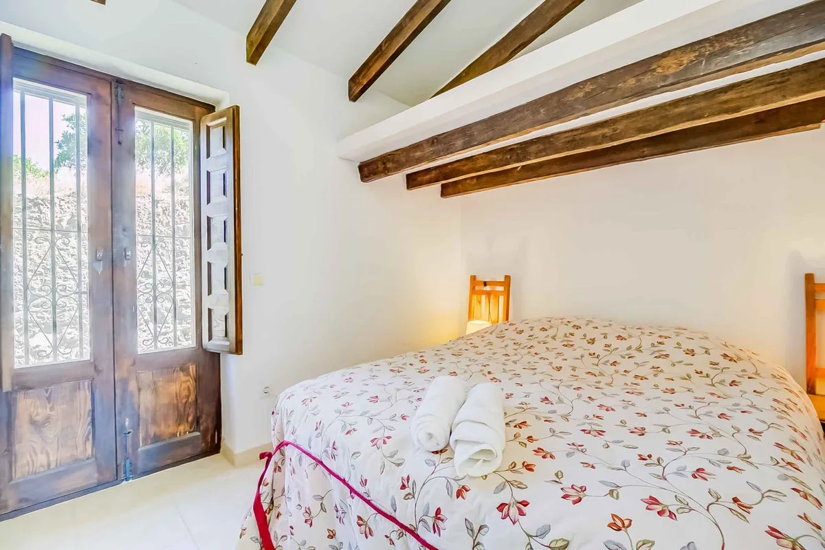 0184c2b0-e0d2-437c-8118-7a8cbf51a4f3