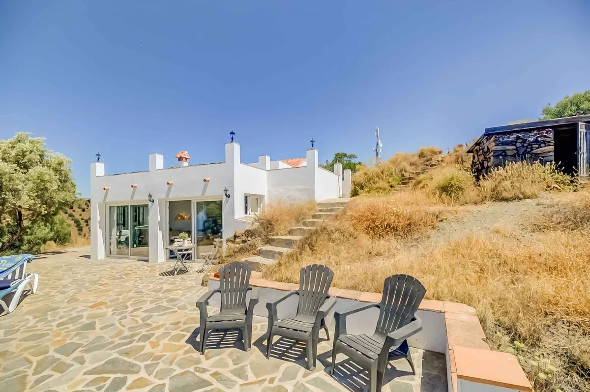 6584c7a9-6caf-49a5-841d-6ec68022966e