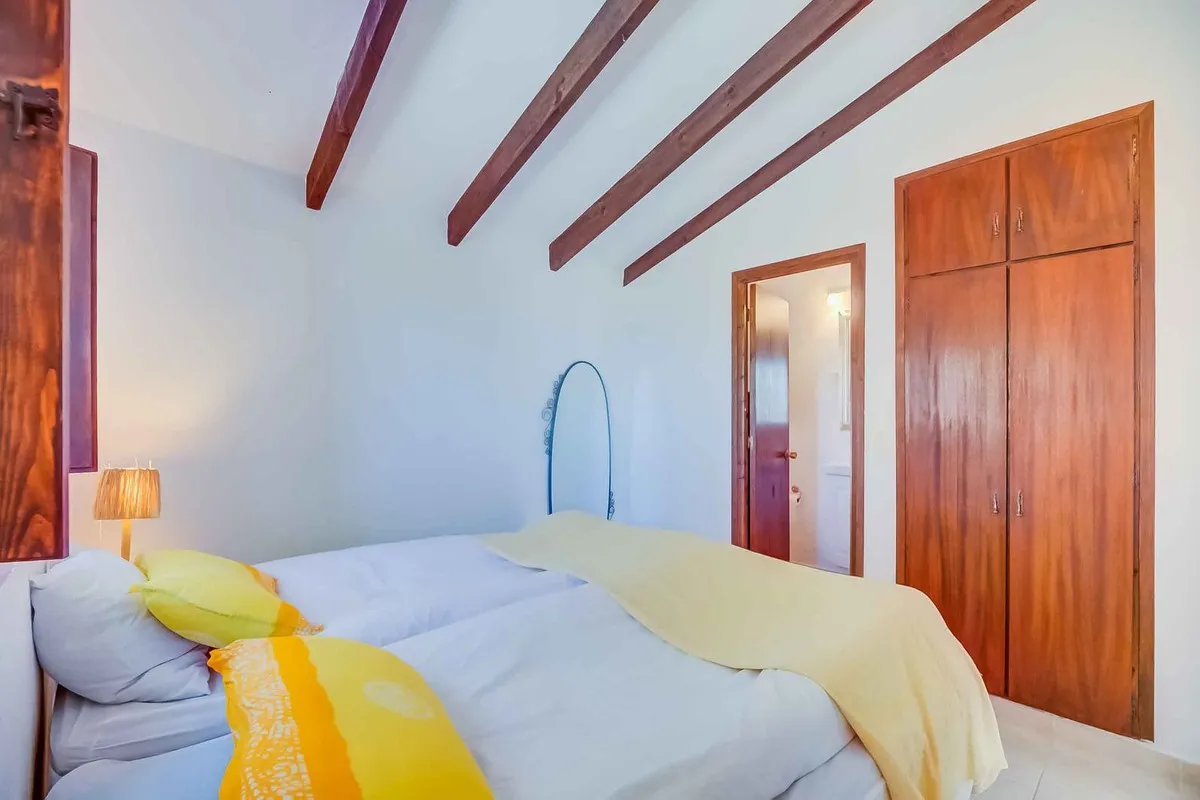 704a9e0d-c4aa-4357-86ee-e3eb6ae7f4a7