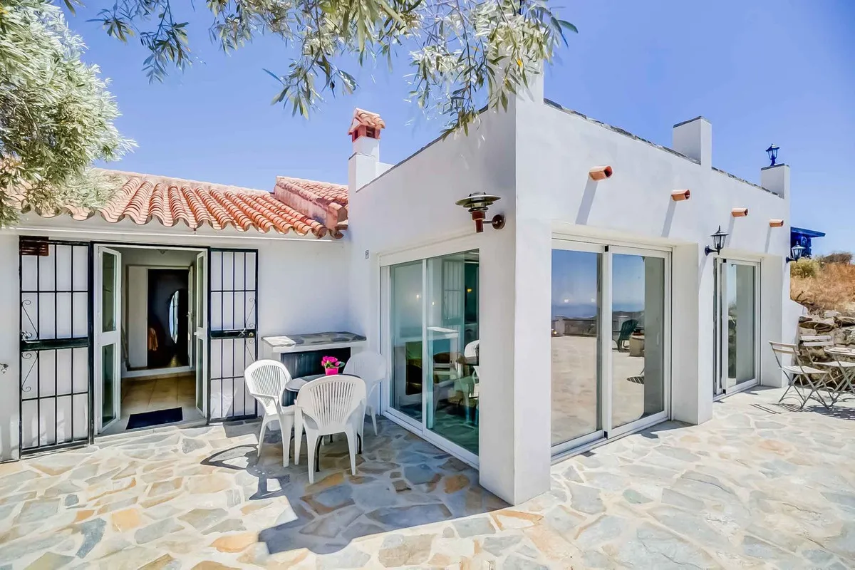 7eacf15e-6a58-44cb-bcb1-0d84fece9b25