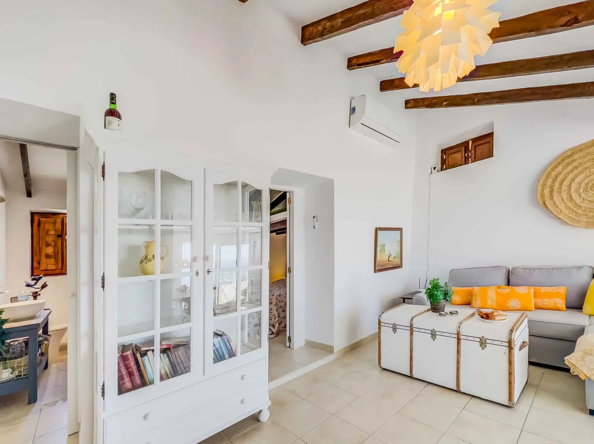 90bbee15-715c-4d52-91a6-3a75442b1789