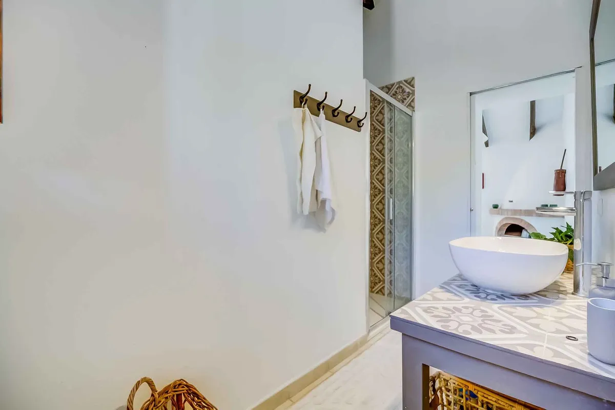 9420accf-f182-4aba-b6b4-d5e015038b94