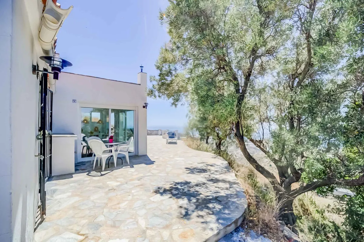 cf6dd6c6-bb10-4180-a8e5-a3687ed3dd1b