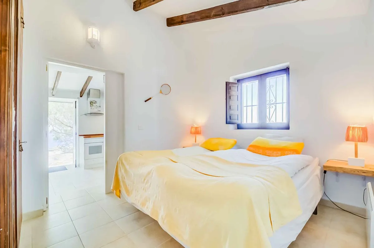 f2f7676a-f7ce-45ff-a2a2-49893a3104d9