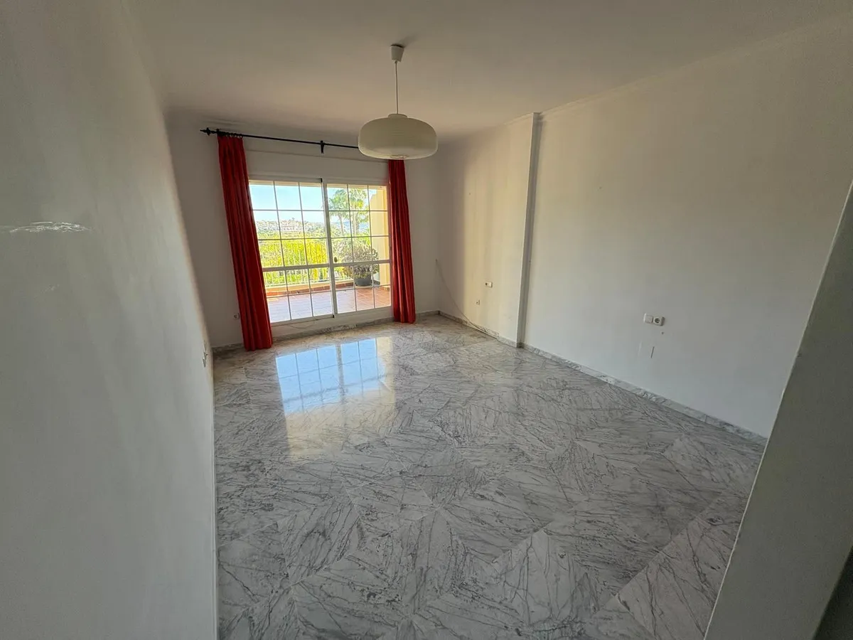 f407536f-0c6c-4c8d-adf9-5d32991198f6