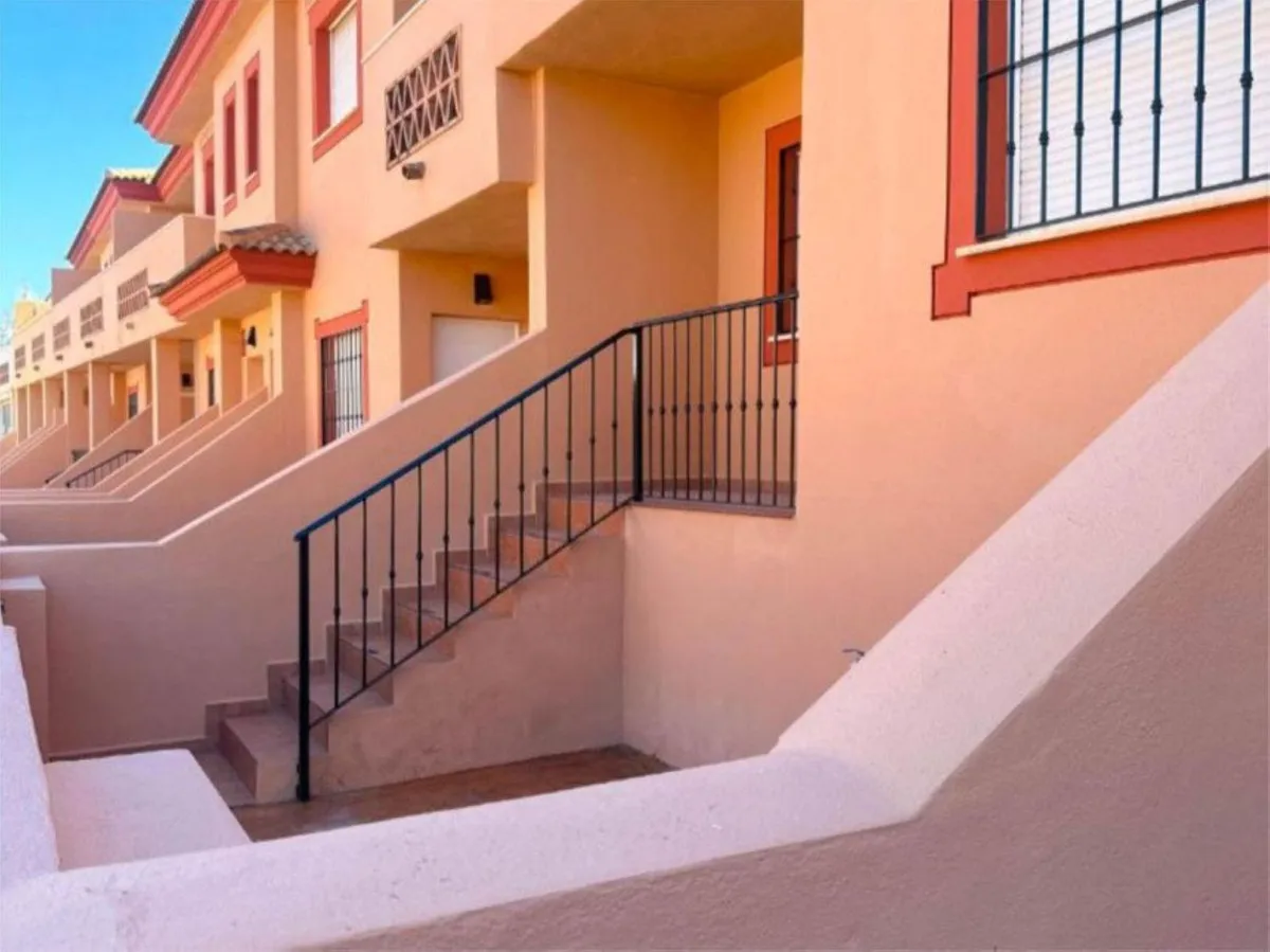 3771984e-5039-425f-8376-c8b73fa8a230