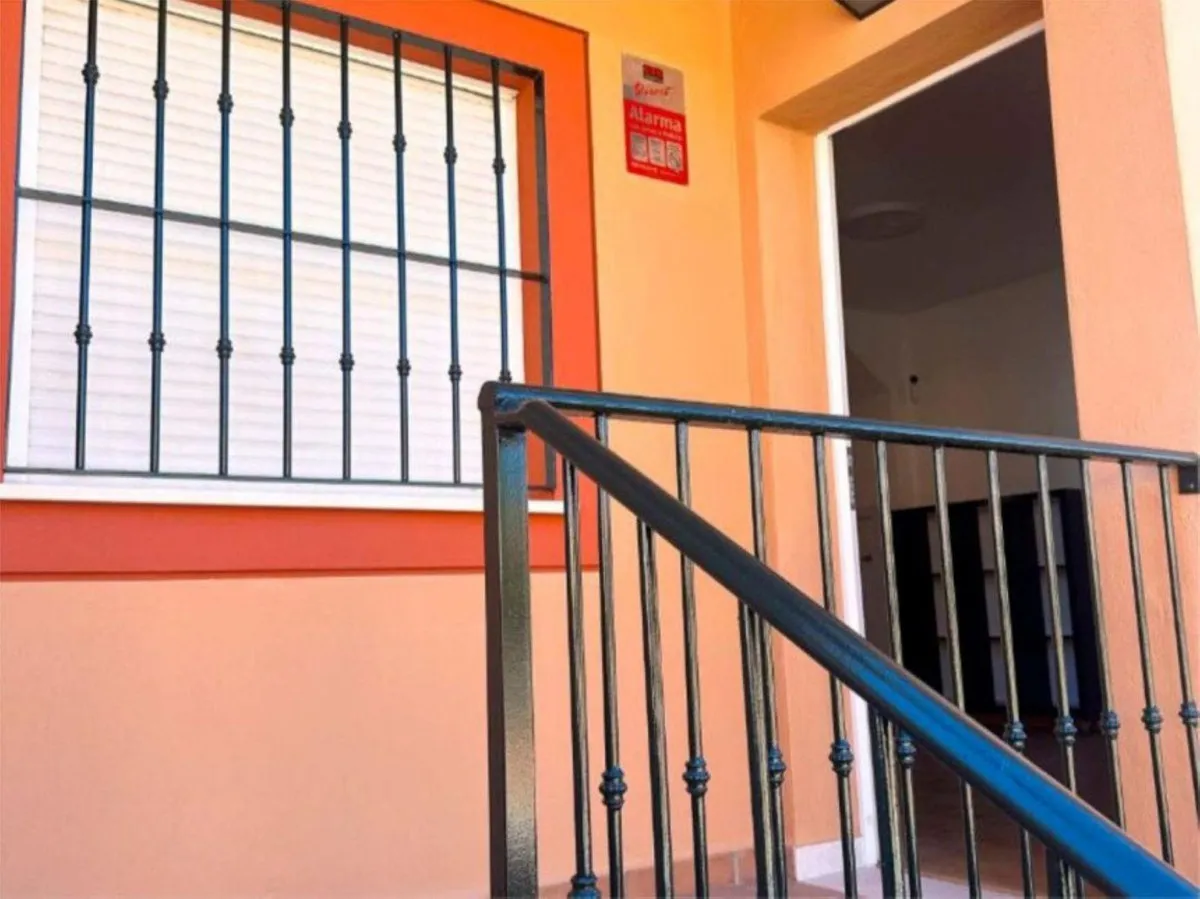 ceee2c79-6f97-4882-8cee-3d3dab968d40