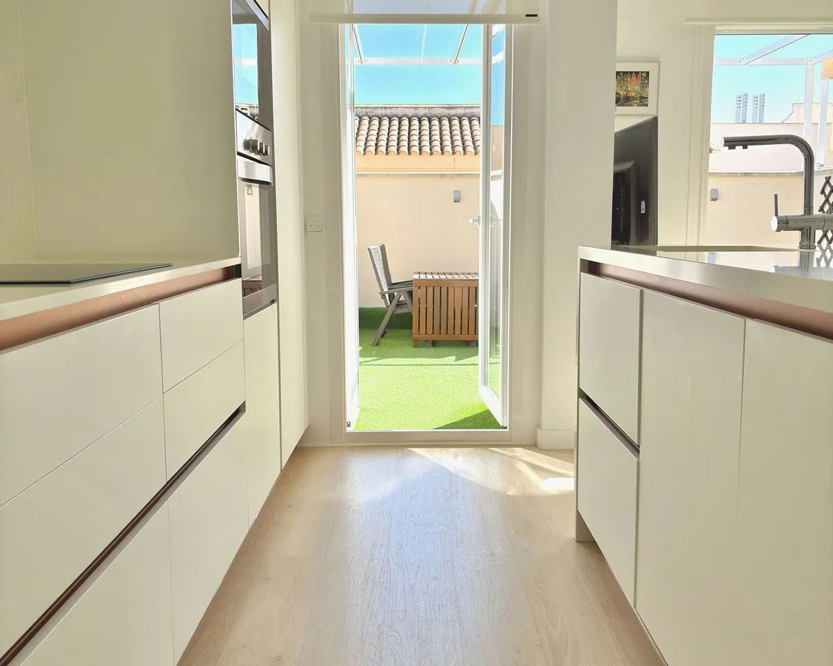 1664125b-d657-4639-9cae-4e36fea87f3f