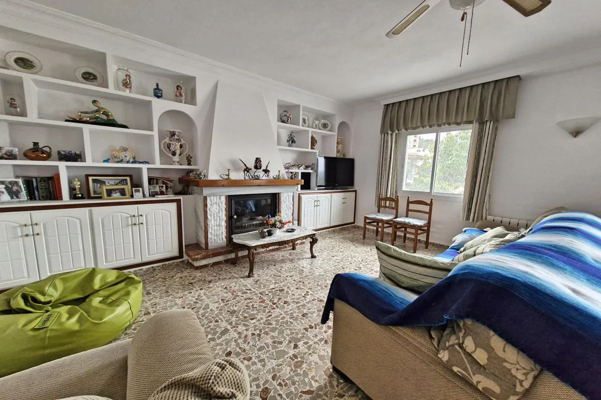 1db91167-9f5b-47cc-9673-a23fc6f95597