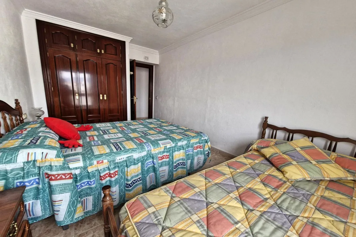 9a4d327b-af53-46fc-9f4c-c9b0361e948b