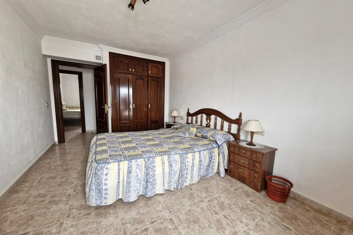 ddbc87ca-d6f1-49f8-b234-ab035a5526cf