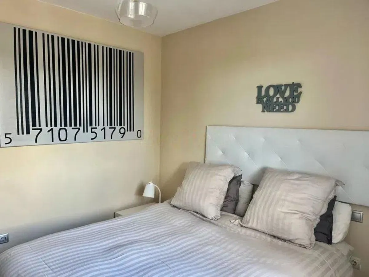 30401001-d5cd-4b19-b7d5-450d37210b5f