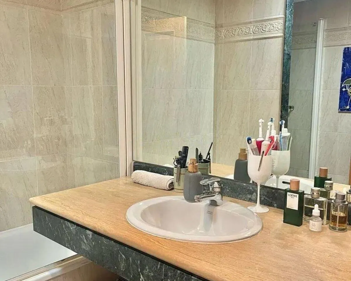 d37540ea-7993-42eb-b81f-38fcfde14bea