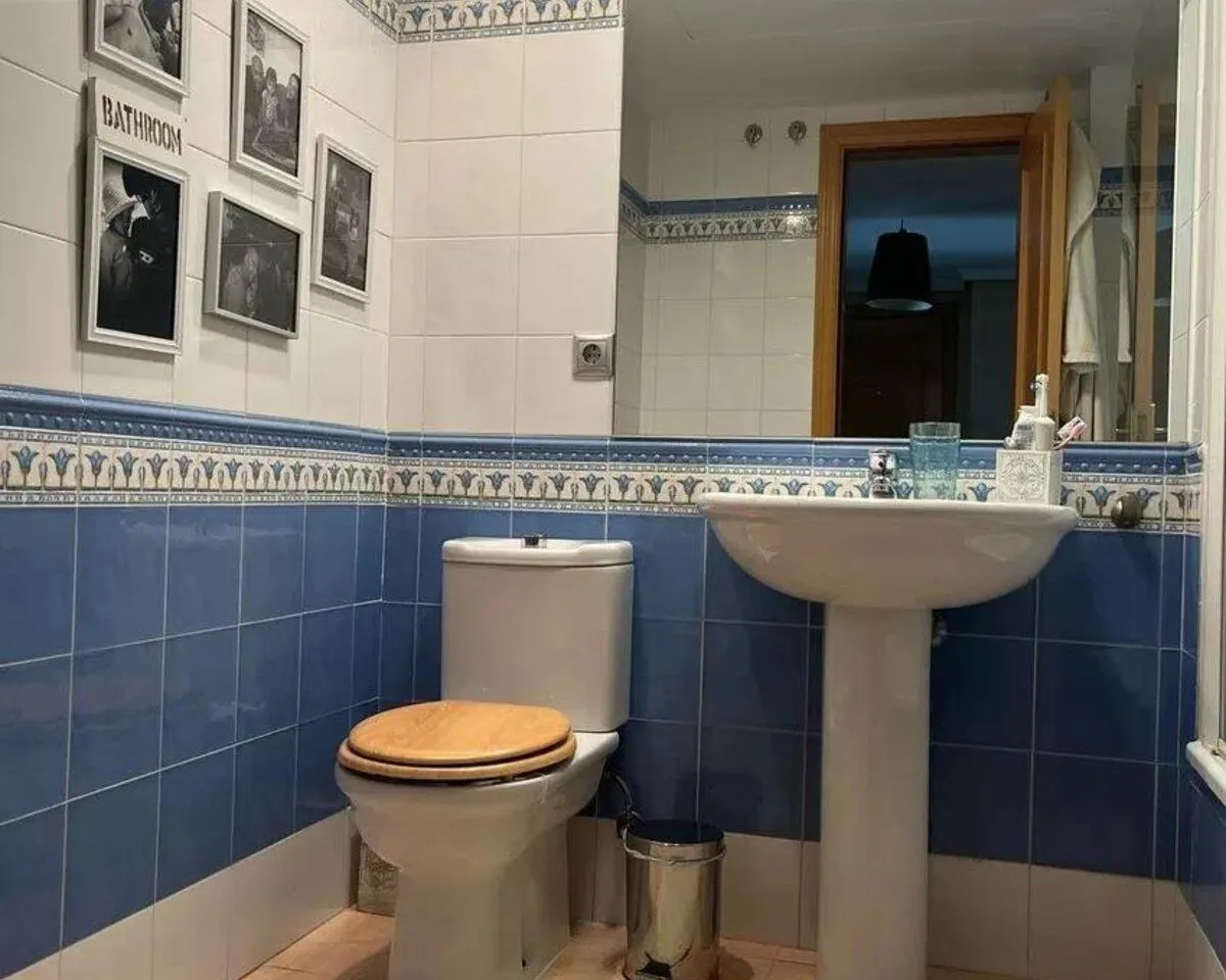 d40072bd-3228-4eef-8807-e01759a91737