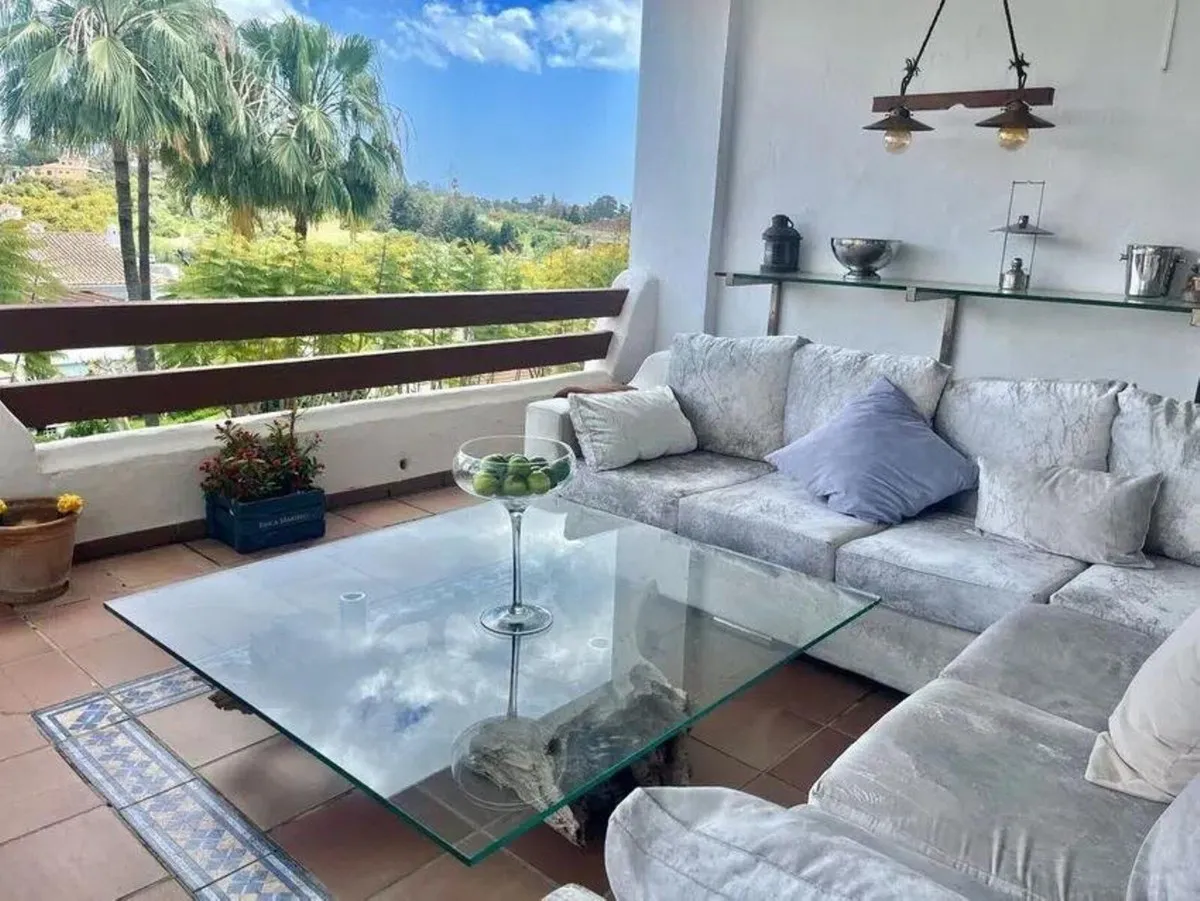 d8abd4a9-5be2-40e9-af8f-59fe2bc3516d