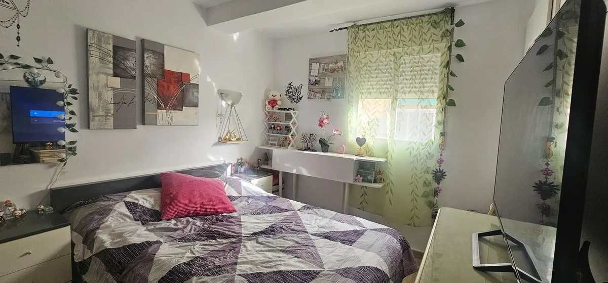 c5452351-bc02-4e41-83a6-f5e2c06959d1