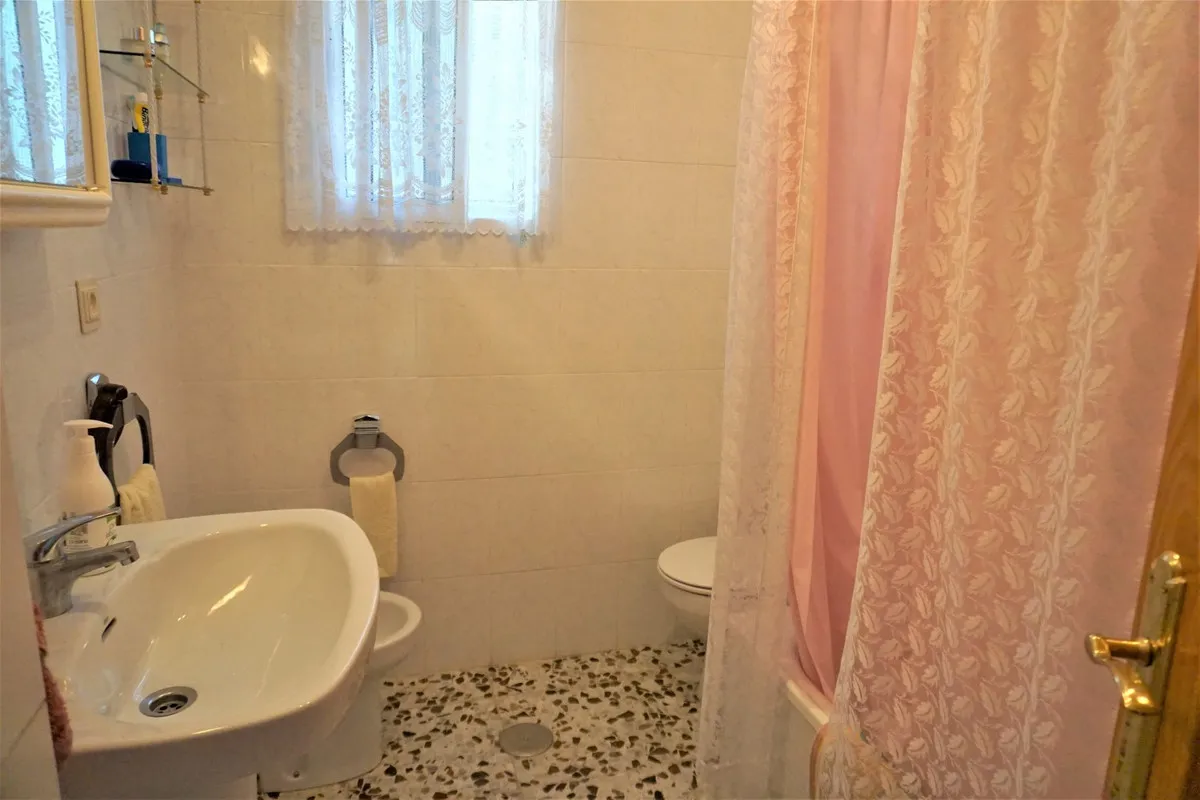 2db363fa-7ad9-44d0-9ed7-3c0a017d298a