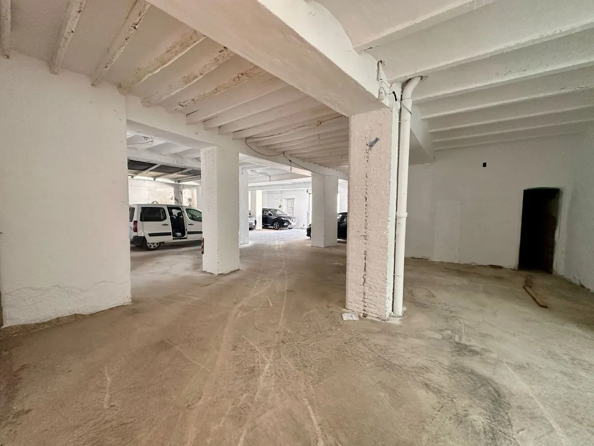 d17692cb-e7c7-46f0-83e4-dc8e5f101023