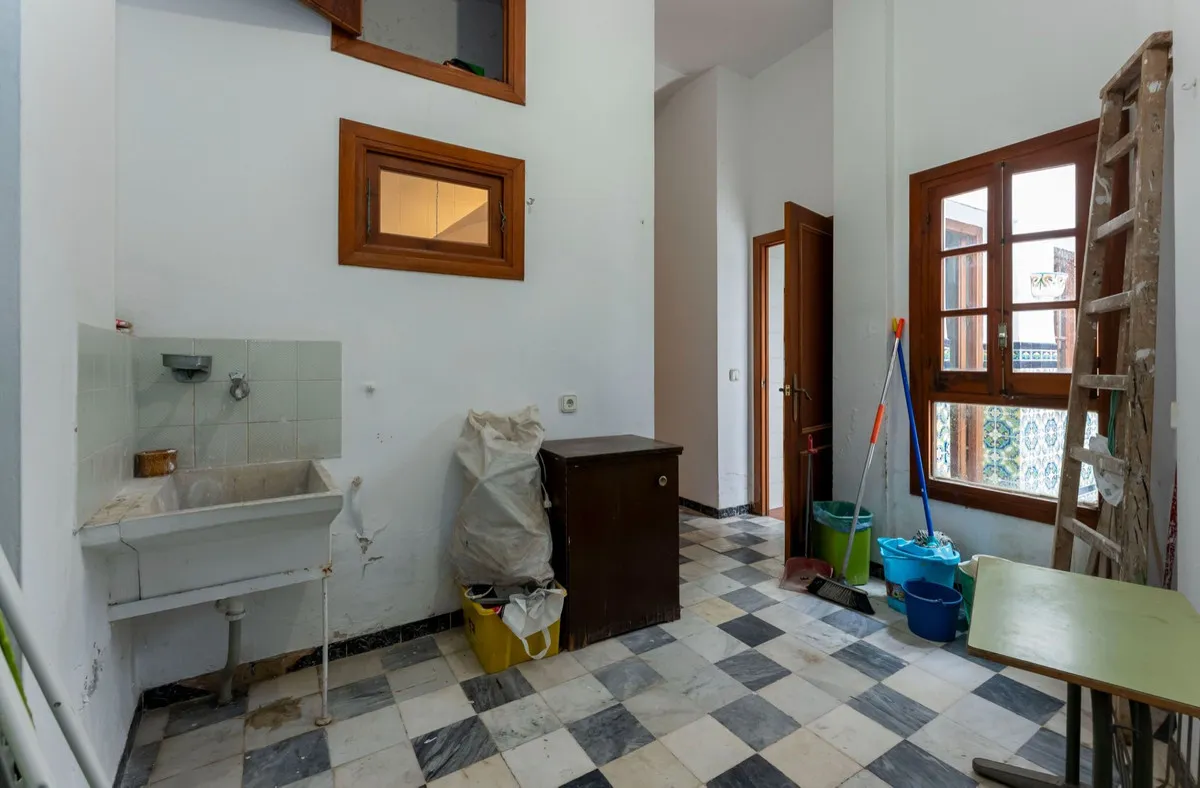 143f666c-1f20-4521-b573-3114e5ab8145