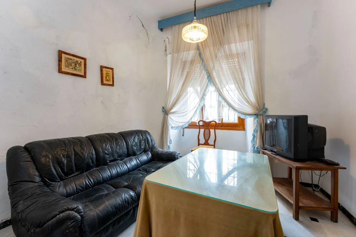 35550659-bef8-4009-8d29-b20bf2647893