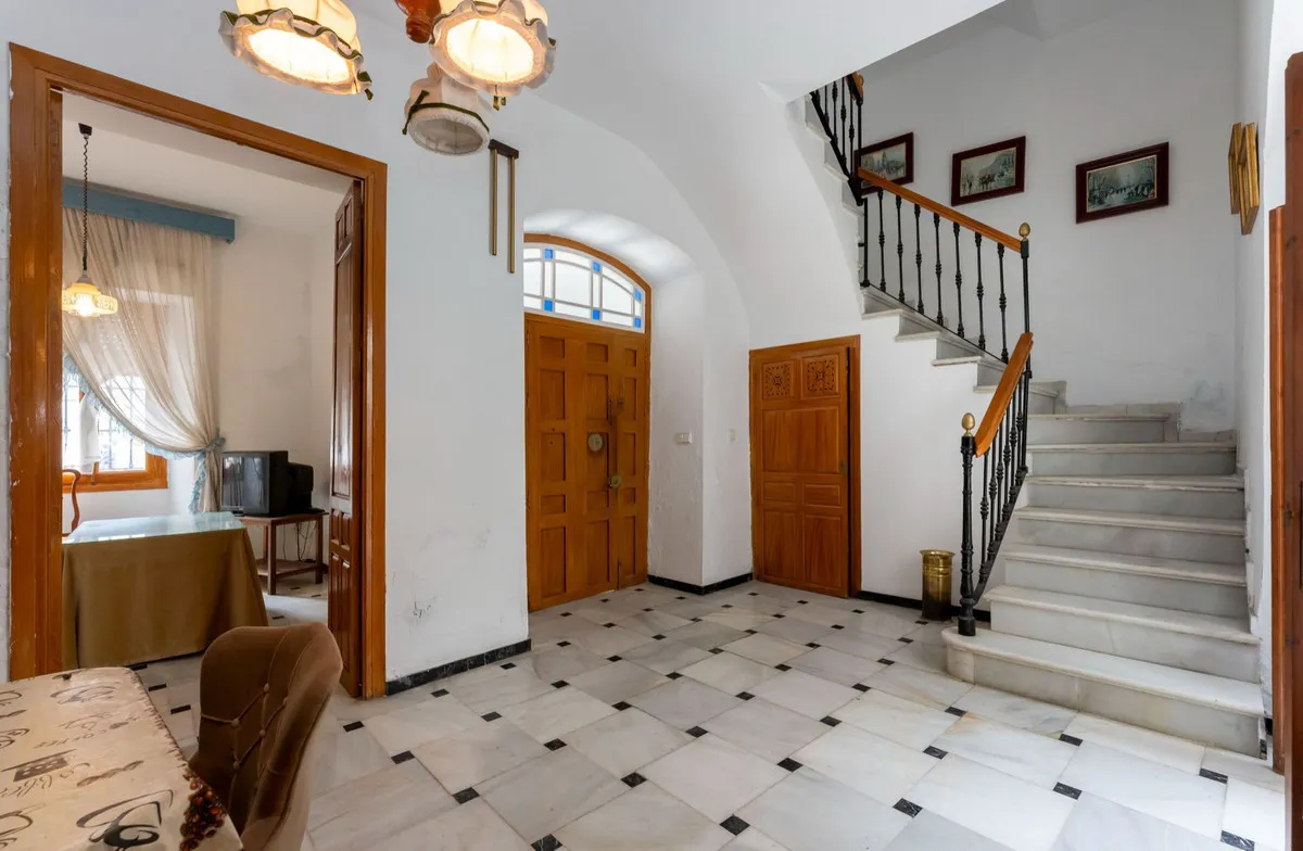 62eadb86-856b-40f7-82ff-4c35c61ecf06