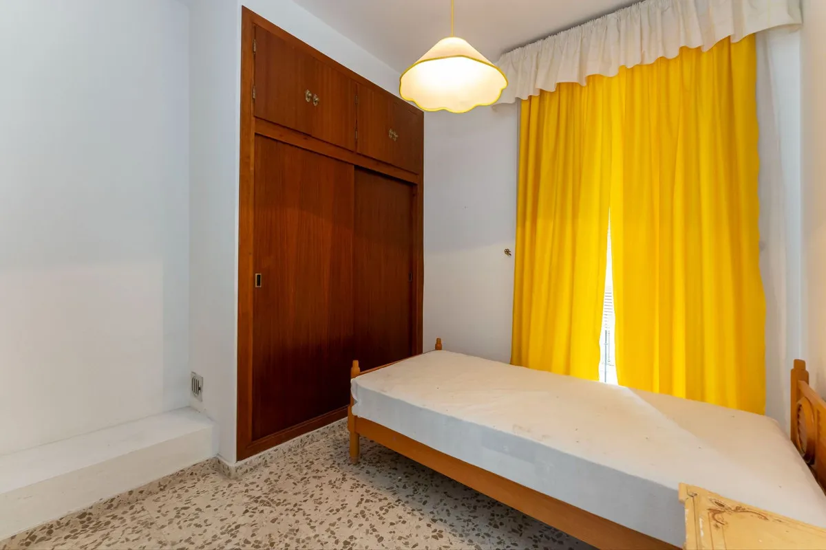 afb19d5b-07a5-4769-b9a1-b08c237c5f03