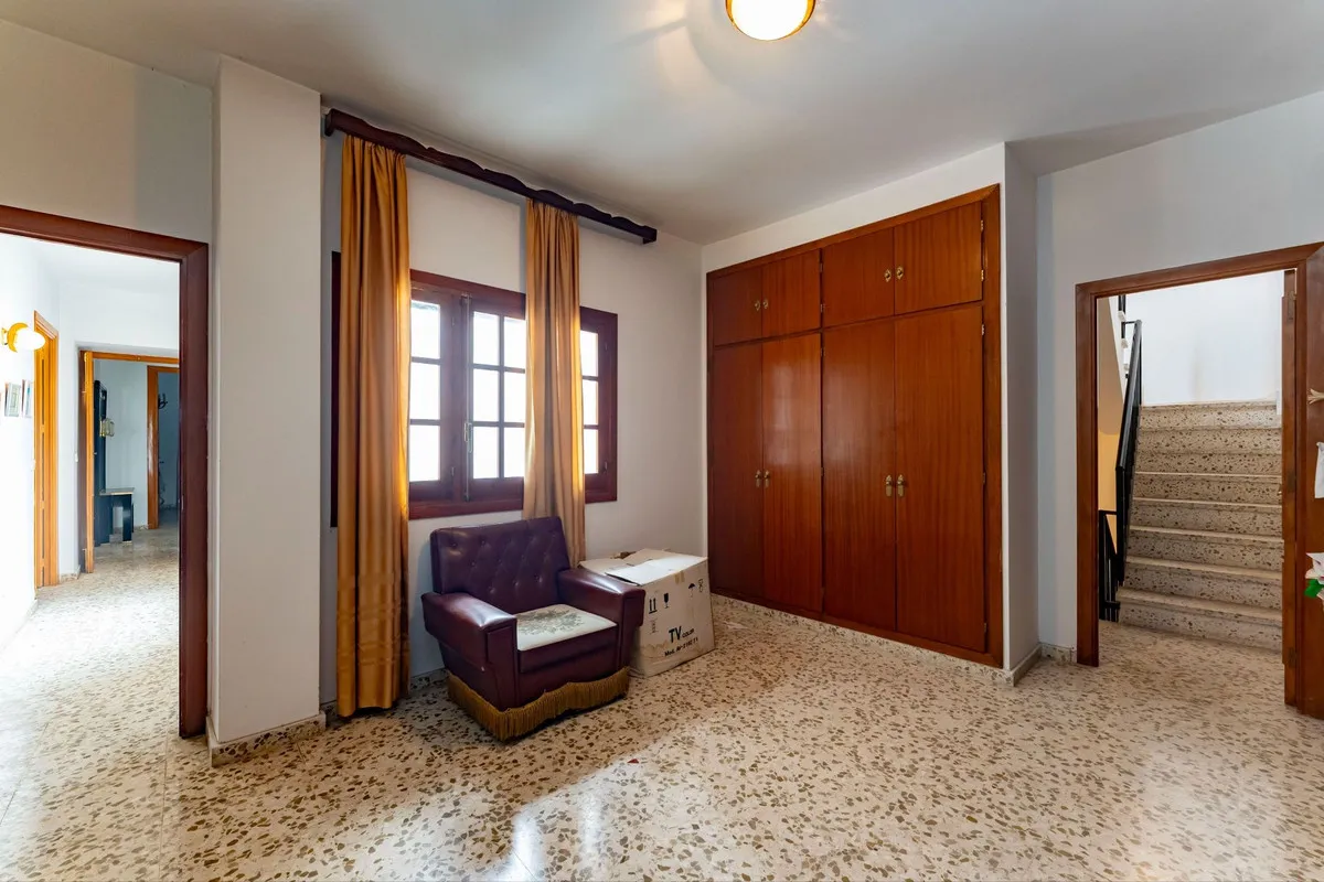 bf6bab6b-a772-4b5c-8daa-7919f2bdd9fa