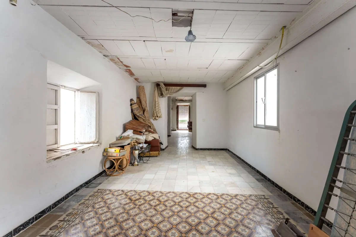 c054ac93-82d7-4707-be86-23b46eef803a