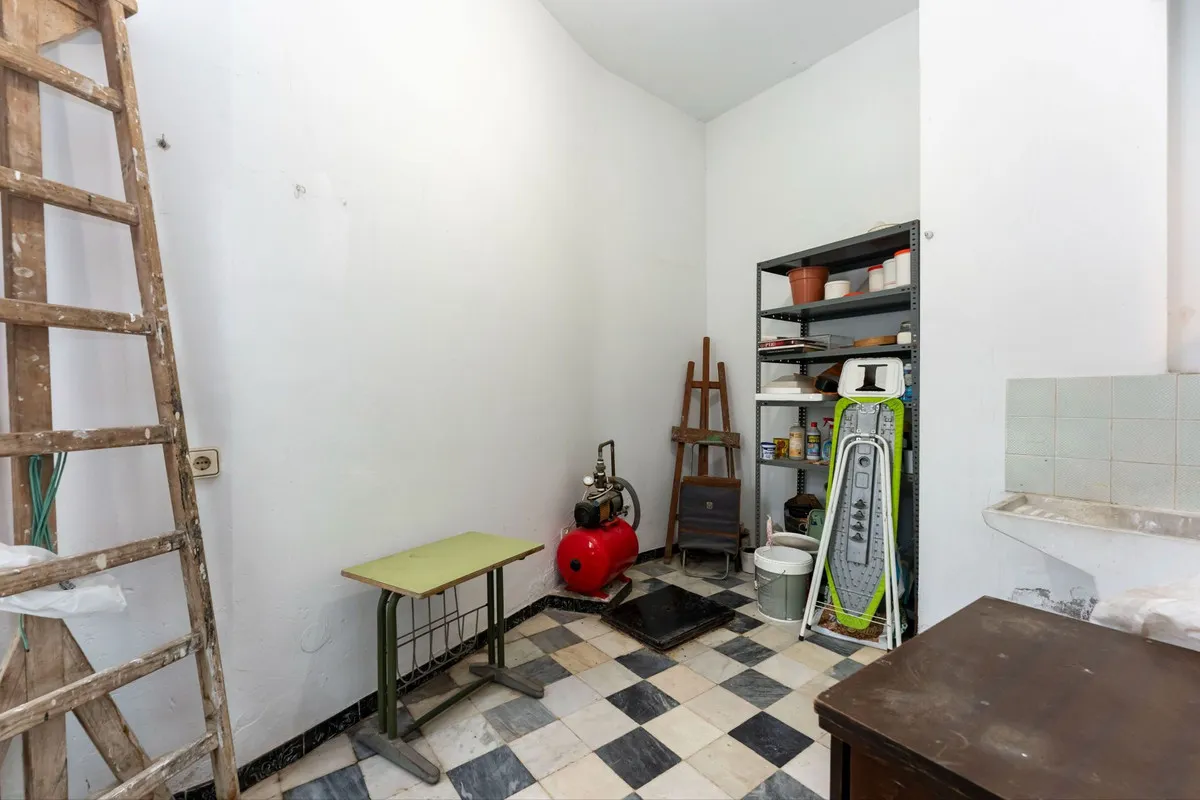 fe1fc6bc-472f-4f60-86f7-eb0e90a2d944