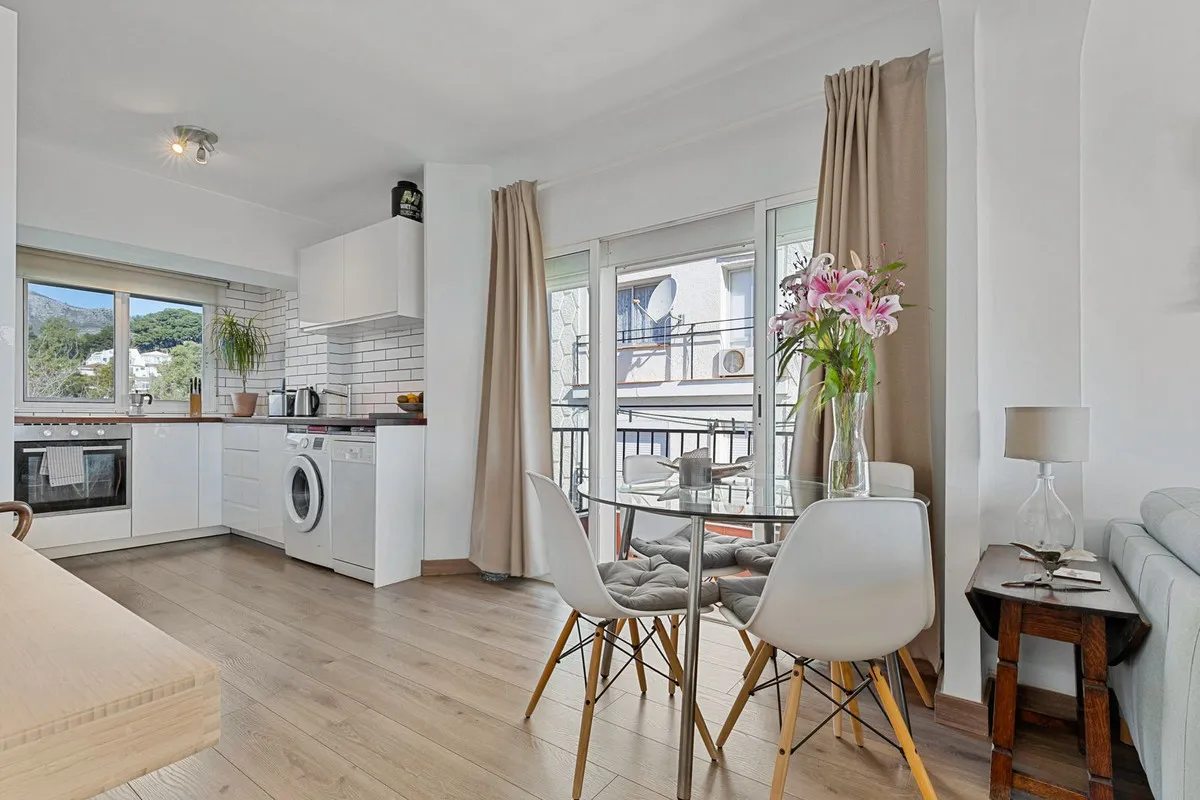 0d081265-d1a7-44ce-a992-36e7a6457cb0