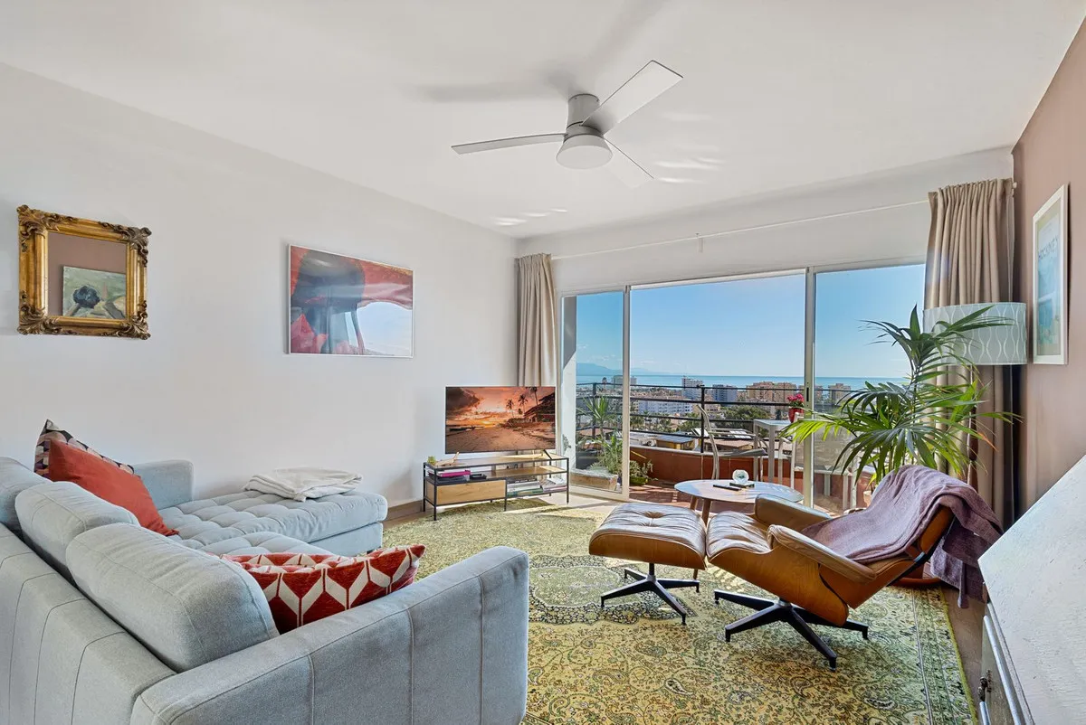 3402292d-f33a-4bd3-8efb-7df5b0e9c6d4