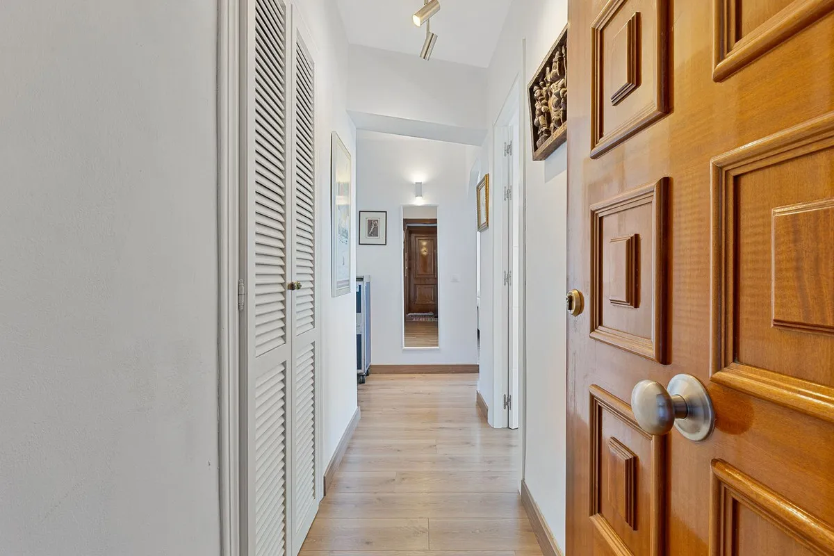 fcde473b-52c8-4a30-8ae1-0385e1863c65