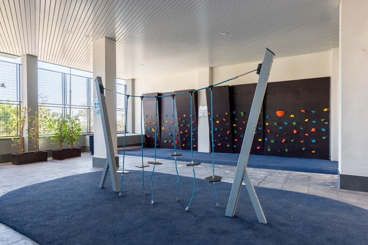 acb7d43c-c6a3-4e31-9914-83b5cc872132