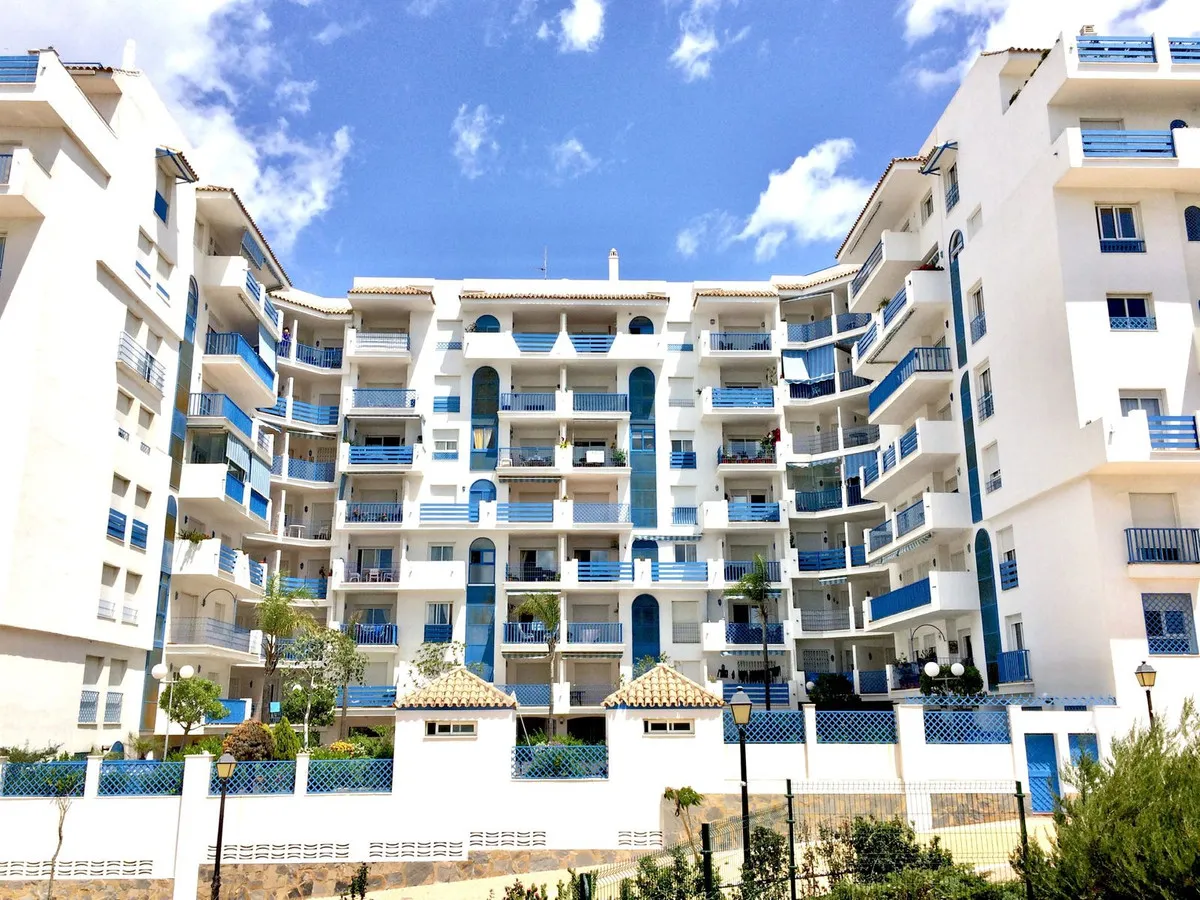 2e1cc148-0f05-4141-8bfb-497407ff0865