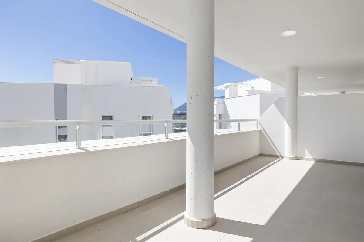 01b4d741-51d1-402a-9536-21284257c4a5