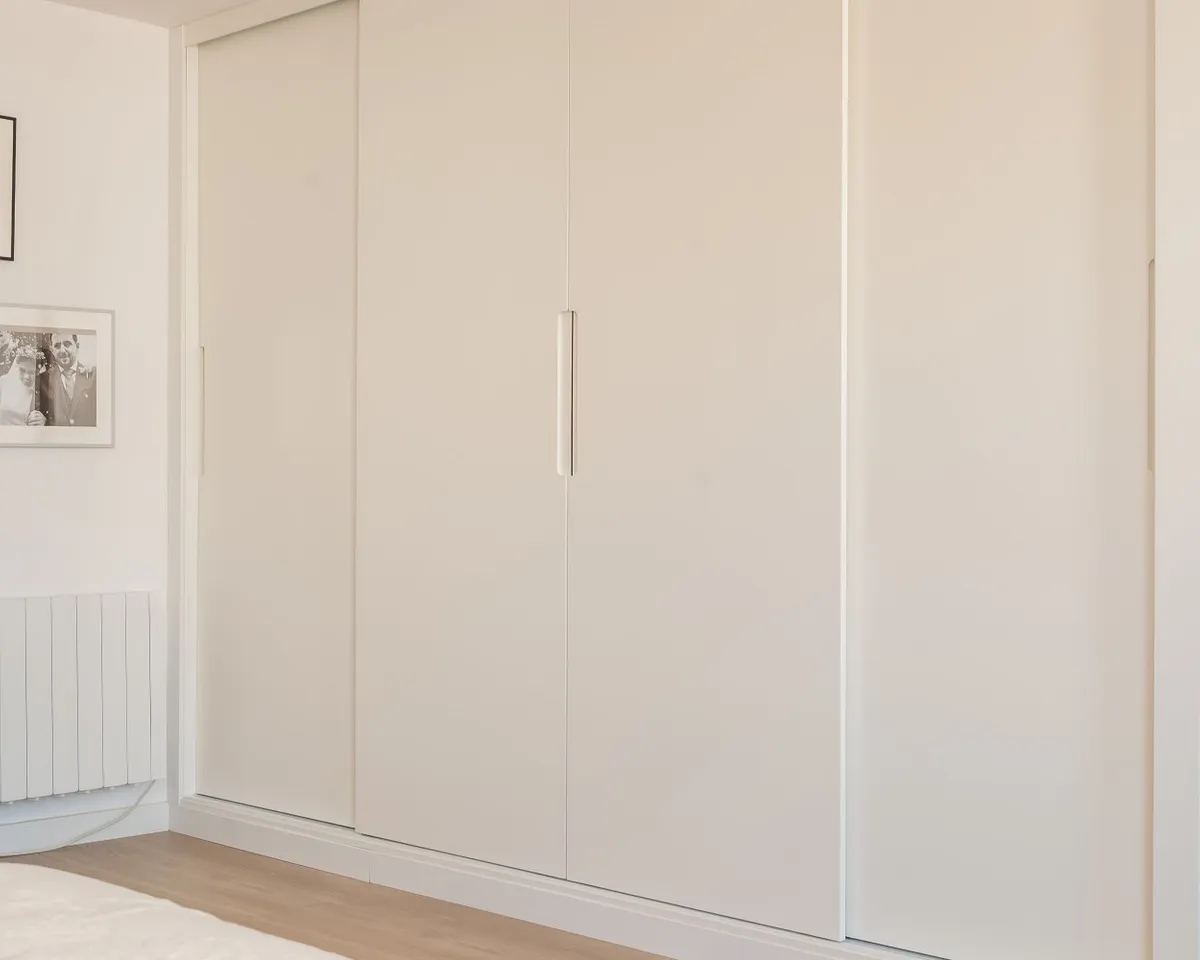 aac7fe2a-9e4e-4382-897a-9e8980e17b5a