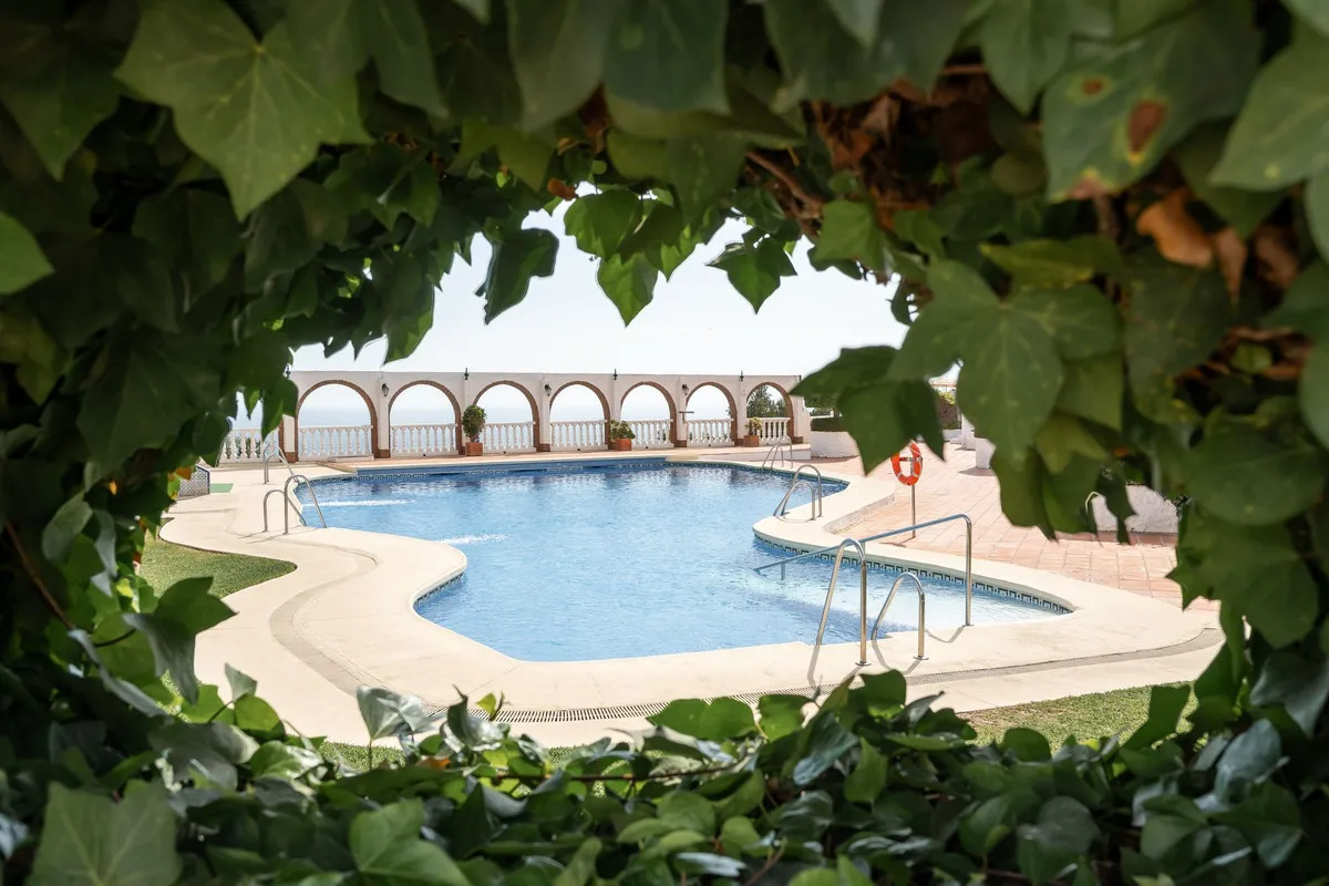 eda2982c-6dff-4d33-8609-61d0f1e76eb5