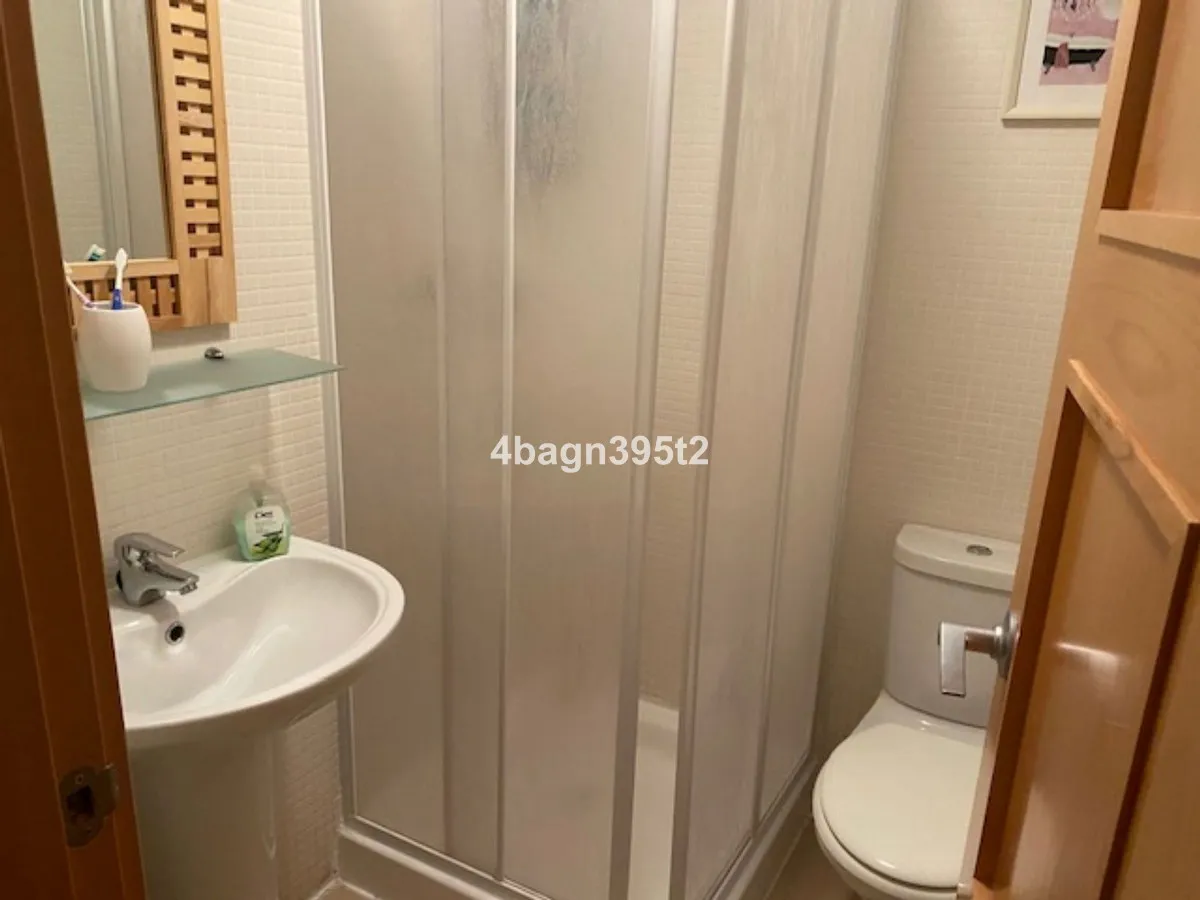 e08952d2-68dd-4559-95dd-c4a4059f696a