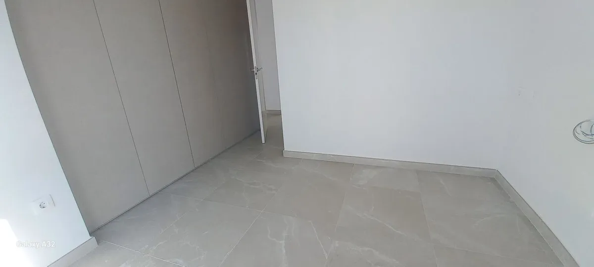 71990125-4cdb-408f-8572-c49ef3d0d8bb