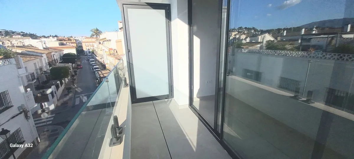 ef69fd66-f69e-4162-a5ee-1f1b3d198e3a