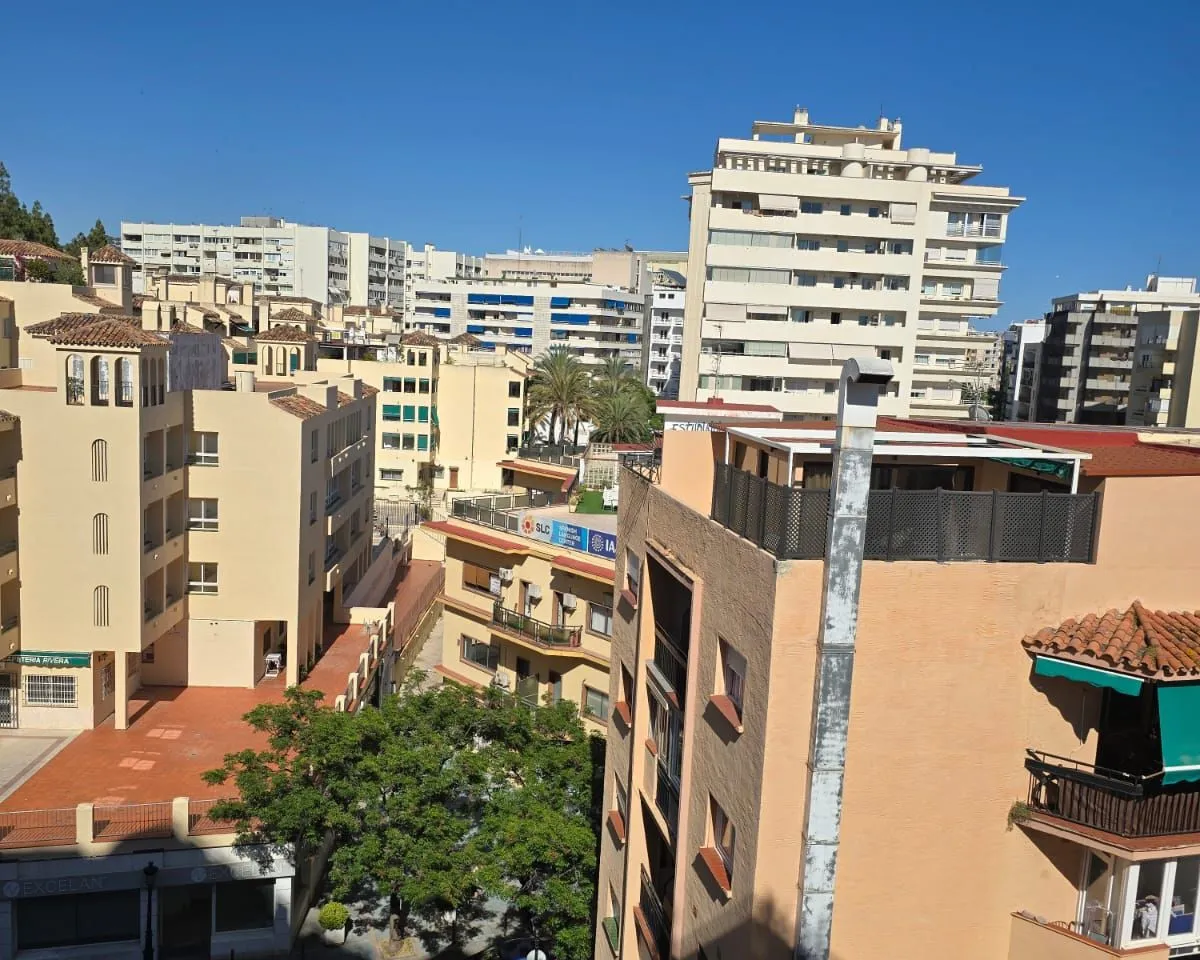 e56898cc-37f8-4e33-b1e0-088100b68d02